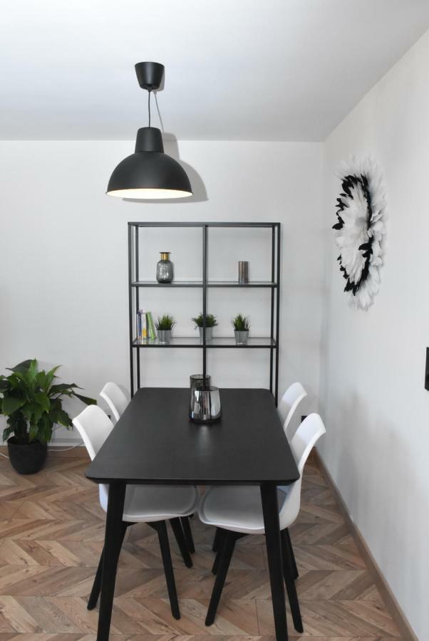 Le Select De Brou Apartment Bourg-en-Bresse Exterior photo